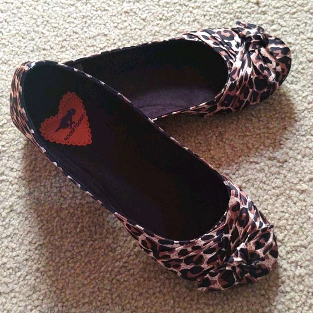 Virtually new Rocket Dog leopard print flats